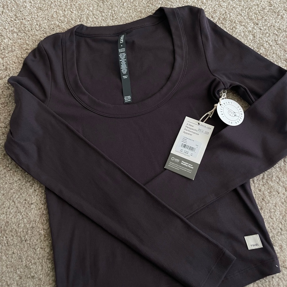 nwt vuori long sleeve pose scoop tee - Picture 4 of 5
